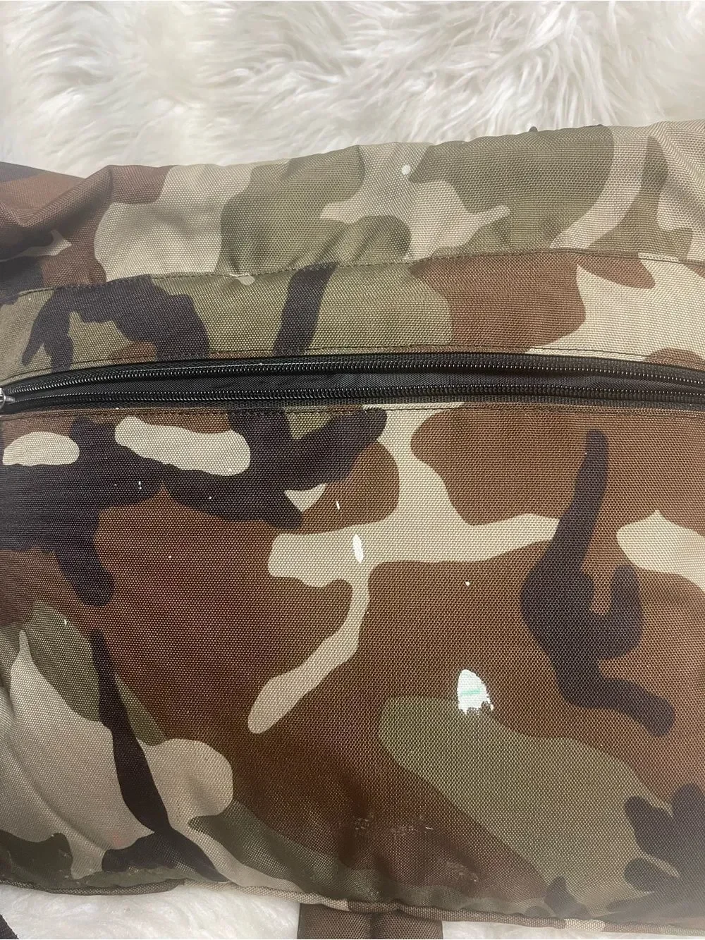 Eastpak Camo Messenger Bag in Green ,Brown & Brown padded laptop compartment.